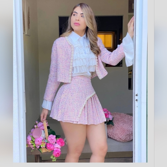 Set Chanelish Le Rose Pink Tweed Jacket And Skirt - Picture 2 of 16